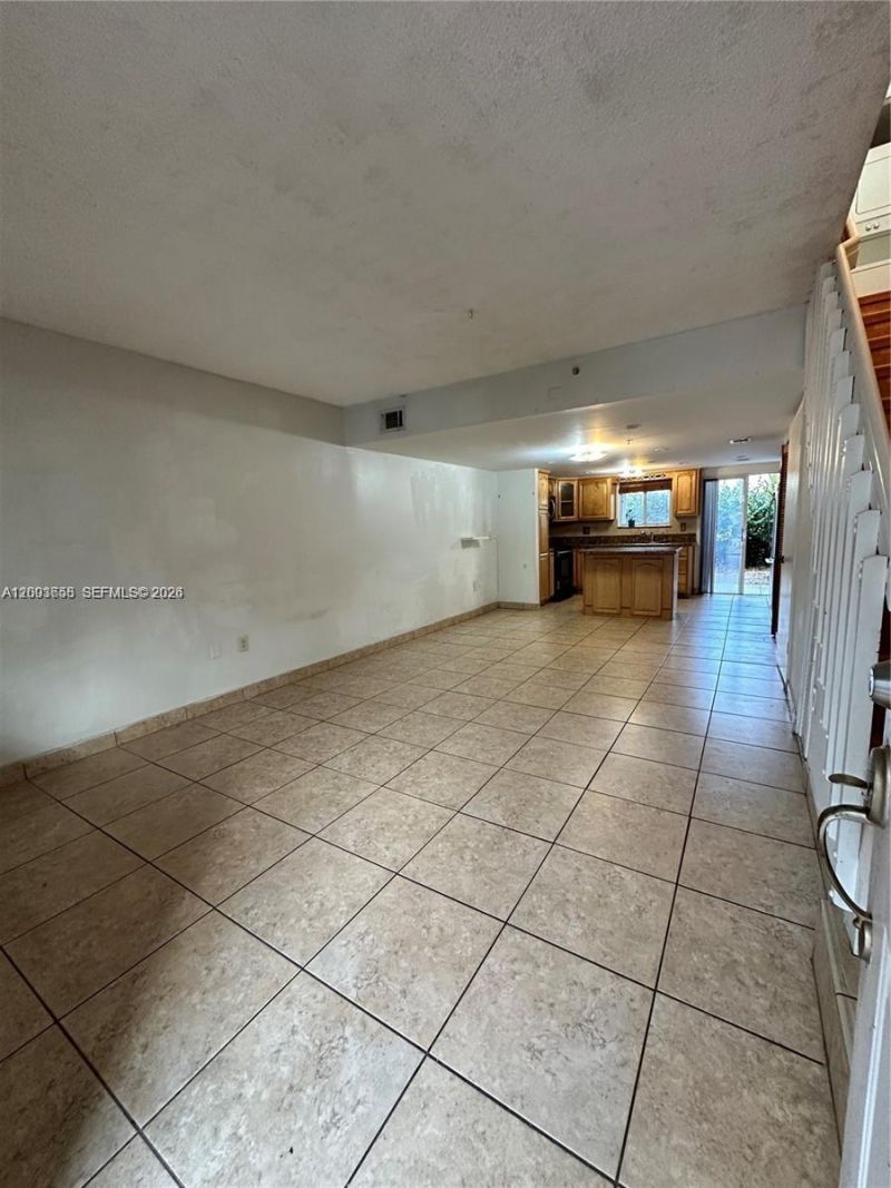 551 NW 82nd Ave, Unit 502, Miami, FL 33126 Photo