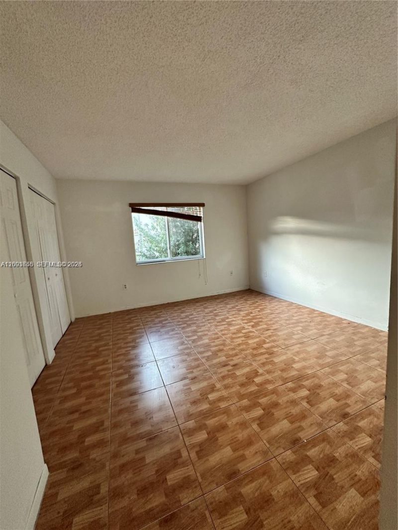 551 NW 82nd Ave, Unit 502, Miami, FL 33126 Photo