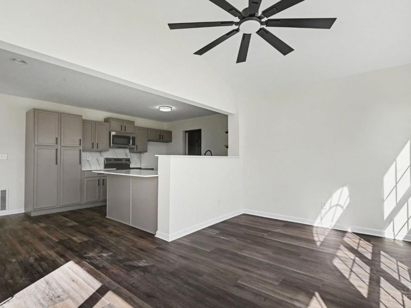 222 Indian Lake Drive, Hamilton Twp, OH 45039 Photo 11