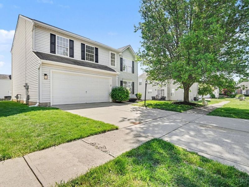 222 Indian Lake Drive, Hamilton Twp, OH 45039 Photo 2