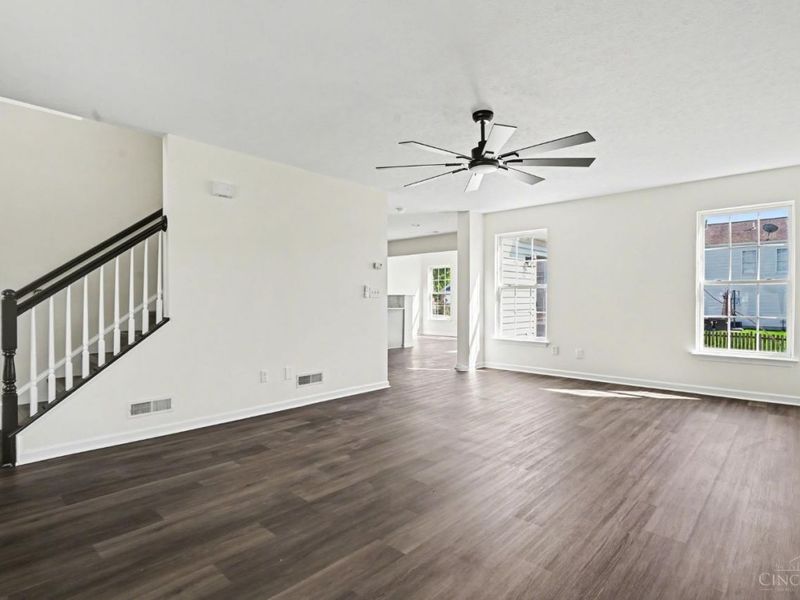 222 Indian Lake Drive, Hamilton Twp, OH 45039 Photo 5