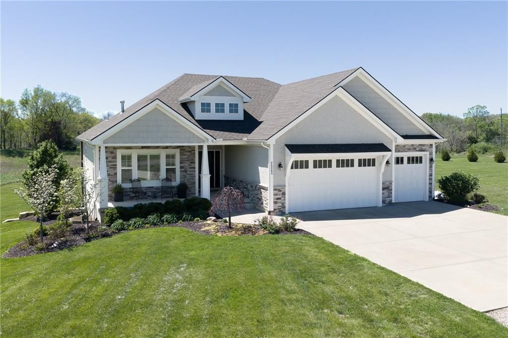 25865 Primrose Lane, Lawrence, KS 66044 Main Photo