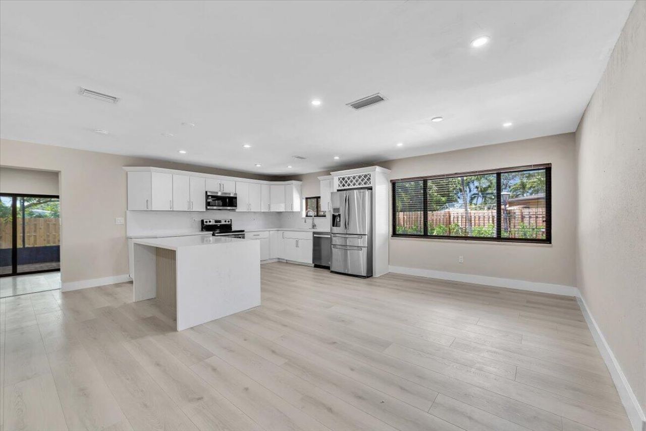 7204 Mckinley Street, Hollywood, FL 33024 Photo