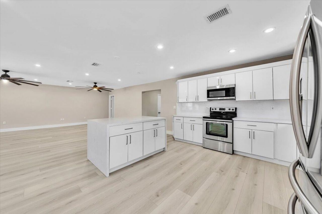 7204 Mckinley Street, Hollywood, FL 33024 Photo