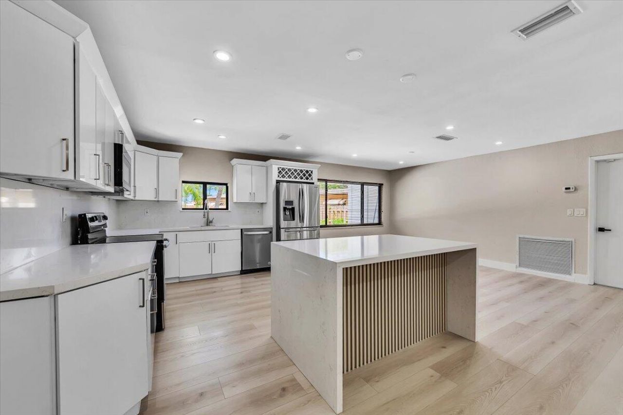 7204 Mckinley Street, Hollywood, FL 33024 Photo