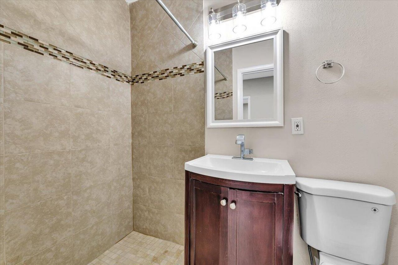 7204 Mckinley Street, Hollywood, FL 33024 Photo