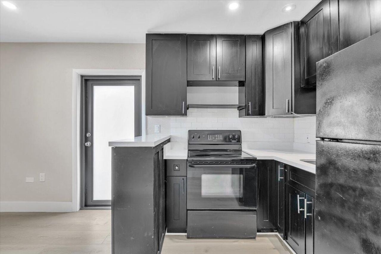 7204 Mckinley Street, Hollywood, FL 33024 Photo