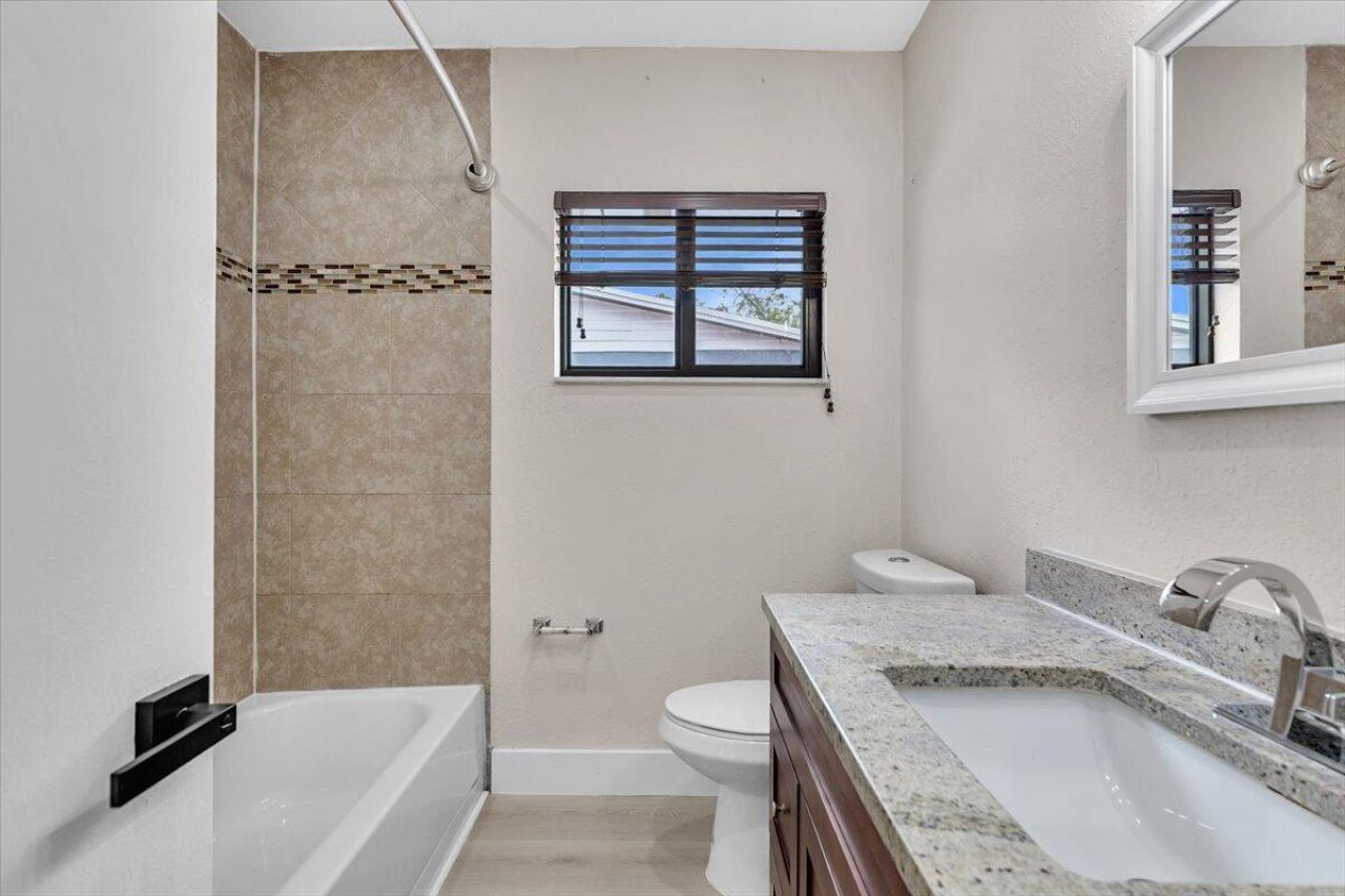 7204 Mckinley Street, Hollywood, FL 33024 Photo