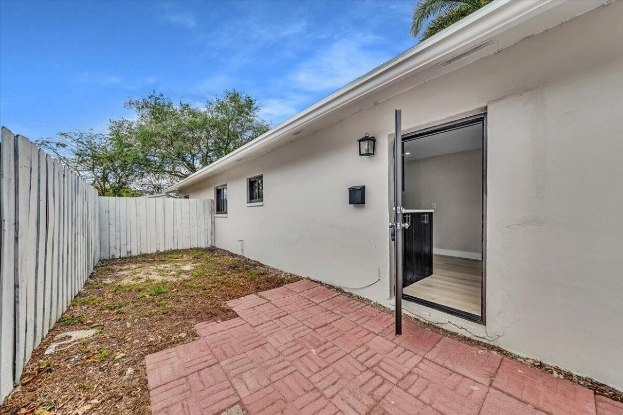 7204 Mckinley Street, Hollywood, FL 33024 Photo