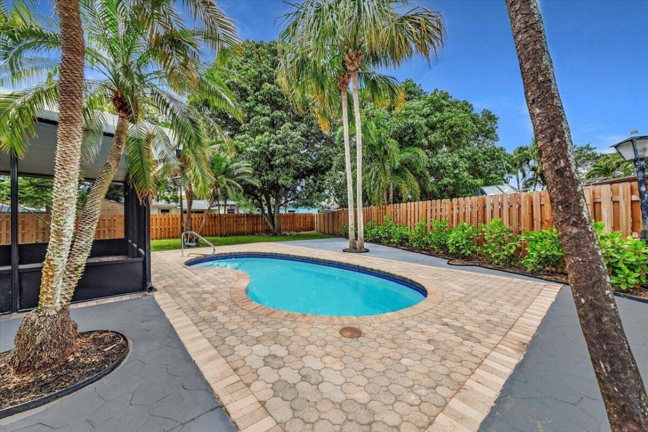 7204 Mckinley Street, Hollywood, FL 33024 Photo