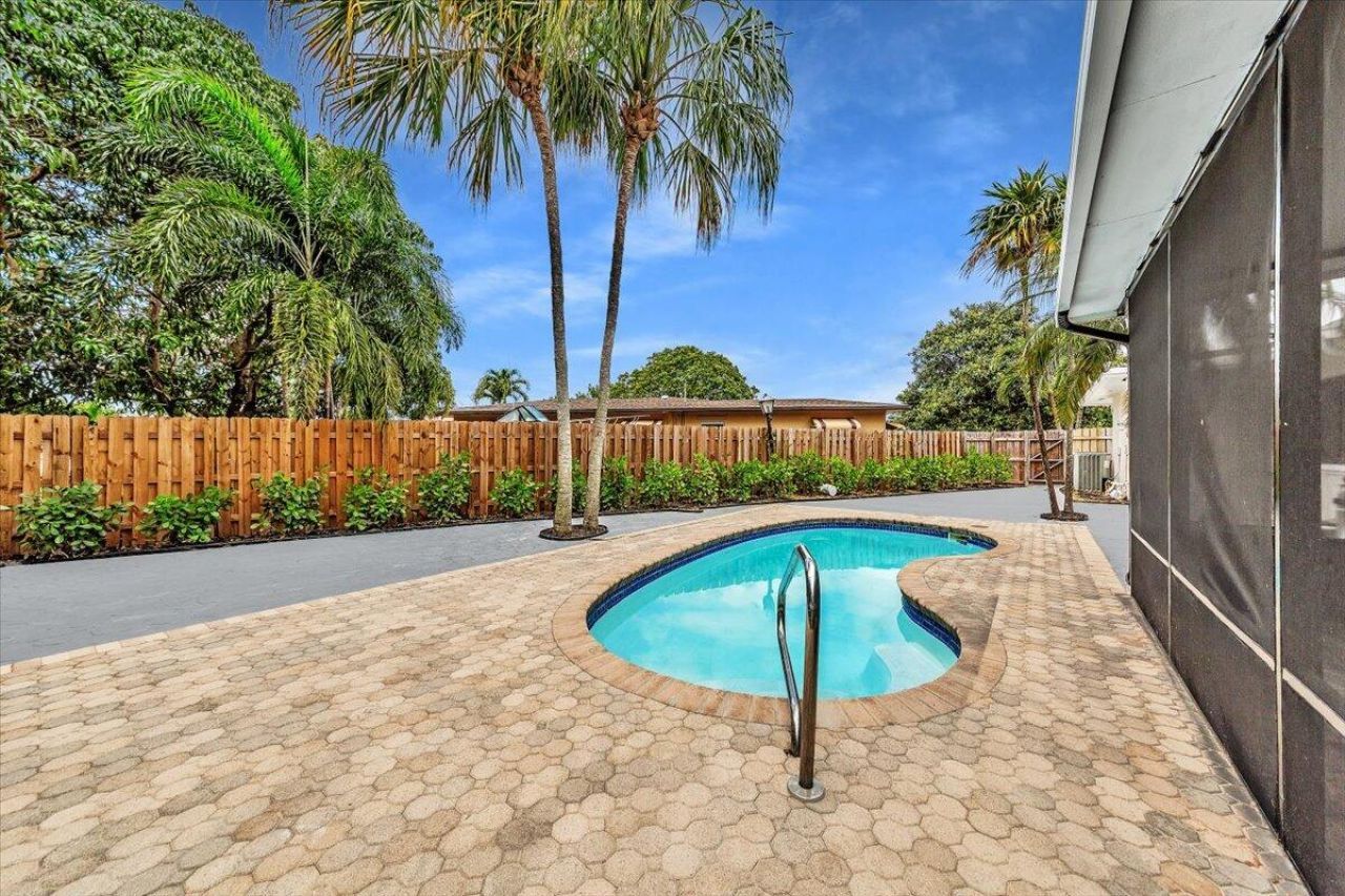 7204 Mckinley Street, Hollywood, FL 33024 Photo