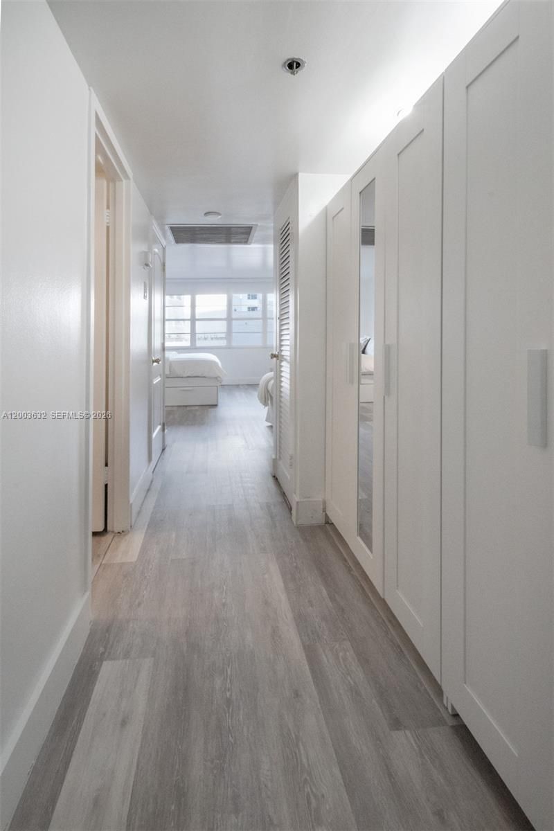 100 Lincoln Rd , Unit 439, Miami Beach, FL 33139 Photo