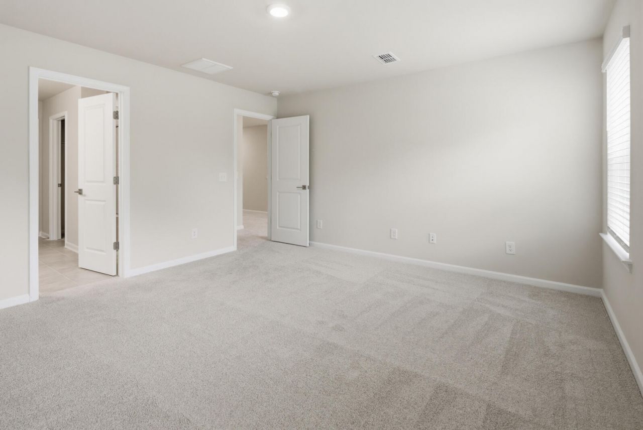 210 Twinleaf Court Photo 26