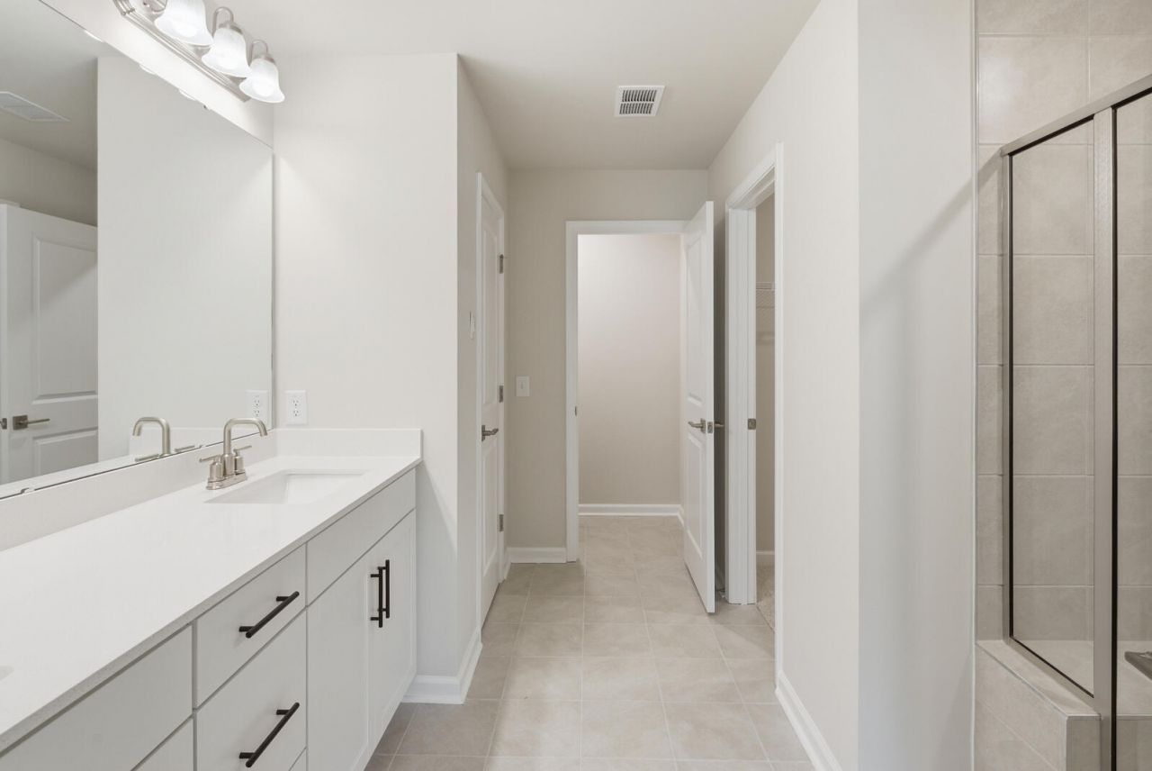 210 Twinleaf Court Photo 27