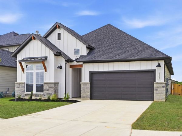 10209 Bartenheim Drive, Schertz, TX 78154