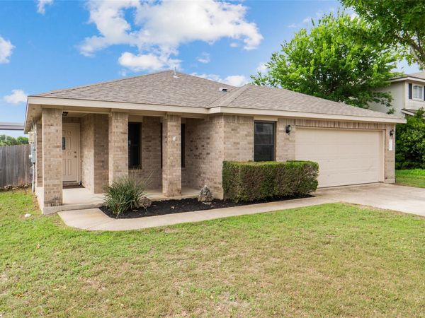 710 Sherry DR , Leander, TX 78641
