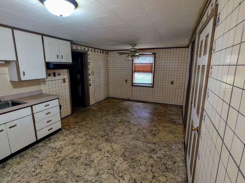 373 W Church Street , Marion, OH 43302 Photo 18