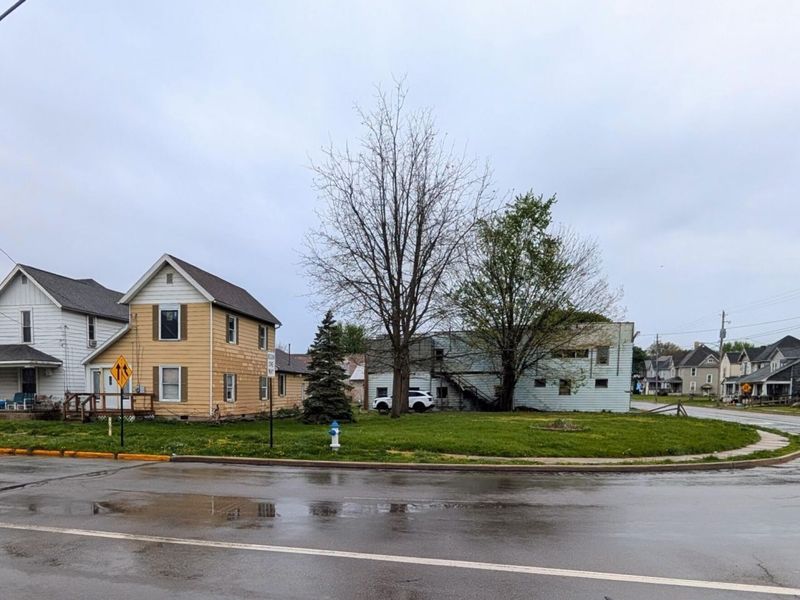 373 W Church Street , Marion, OH 43302 Photo 3