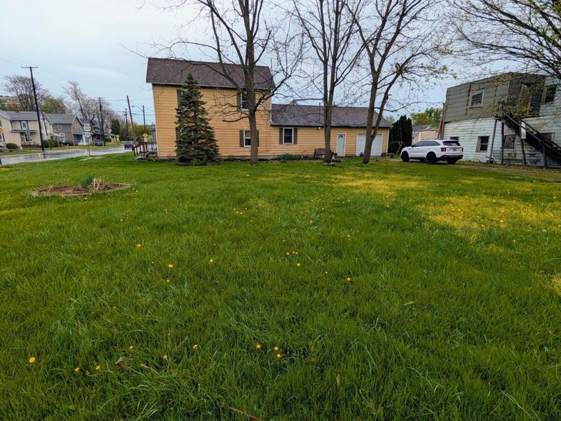 373 W Church Street , Marion, OH 43302 Photo 6