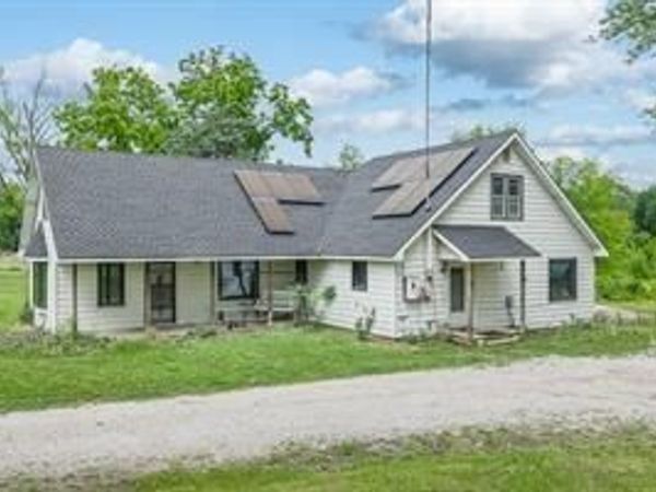 4207 10th Avenue, Leavenworth, KS 66048