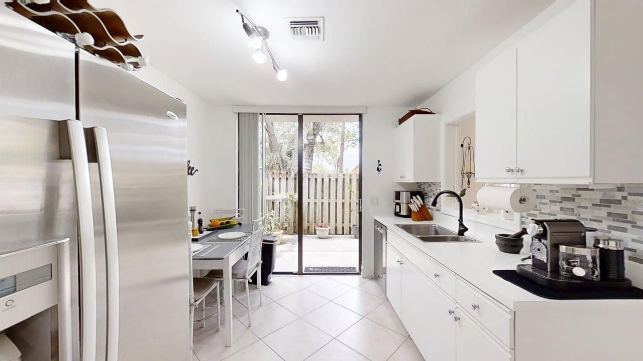 5803 Fox Hollow Drive, Unit B, Boca Raton, FL 33486 Photo