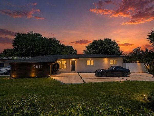 2831 NW 189th St , Miami Gardens, FL 33056