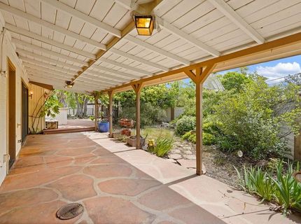 6015 Rustic Hills Dr, Rocklin, CA 95677 Photo