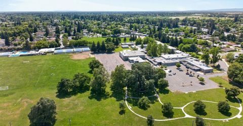 4529 Euclid Ave, Sacramento, CA 95822 Photo