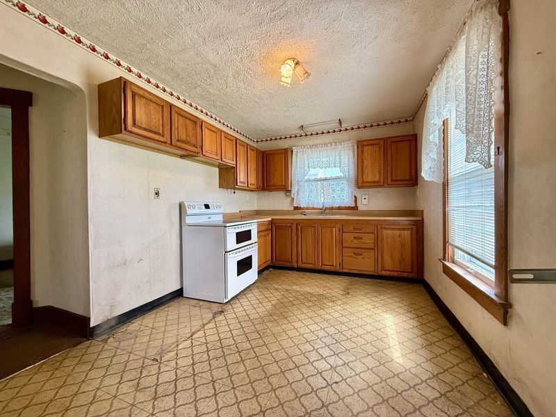 15825 State Route 207, Mount Sterling, OH 43143 Photo 3