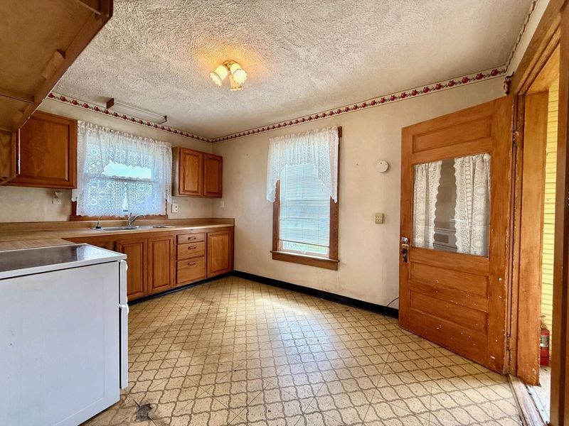 15825 State Route 207, Mount Sterling, OH 43143 Photo 4