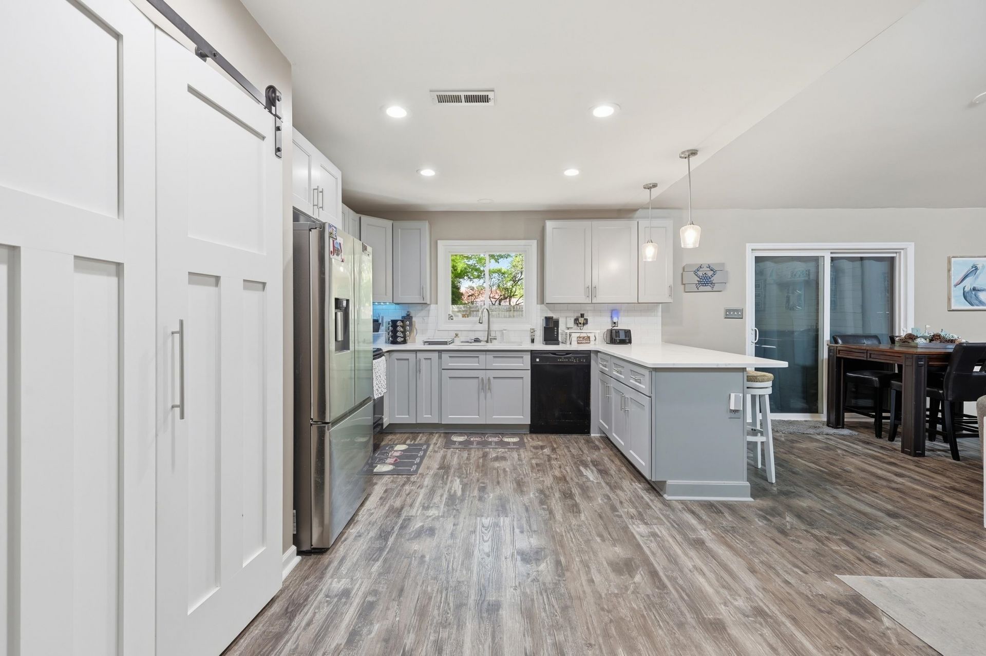 18 Sandy Pine Dr.  Photo 4