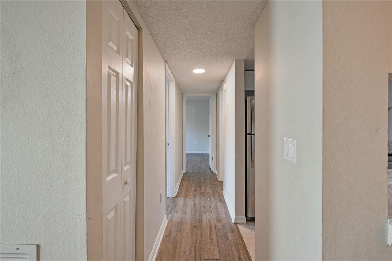 3282 S Semoran Boulevard , Unit 22, Orlando, FL 32822 Photo