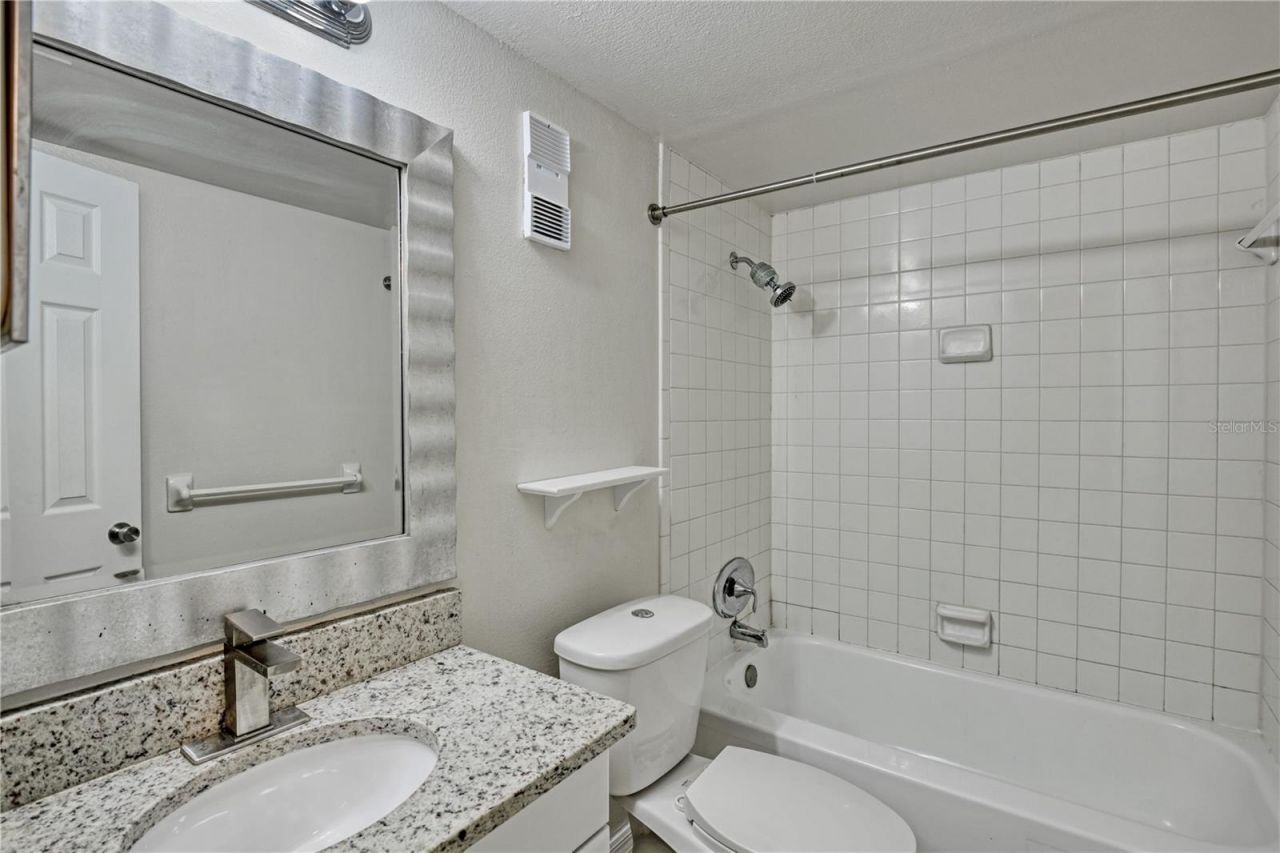 3282 S Semoran Boulevard , Unit 22, Orlando, FL 32822 Photo
