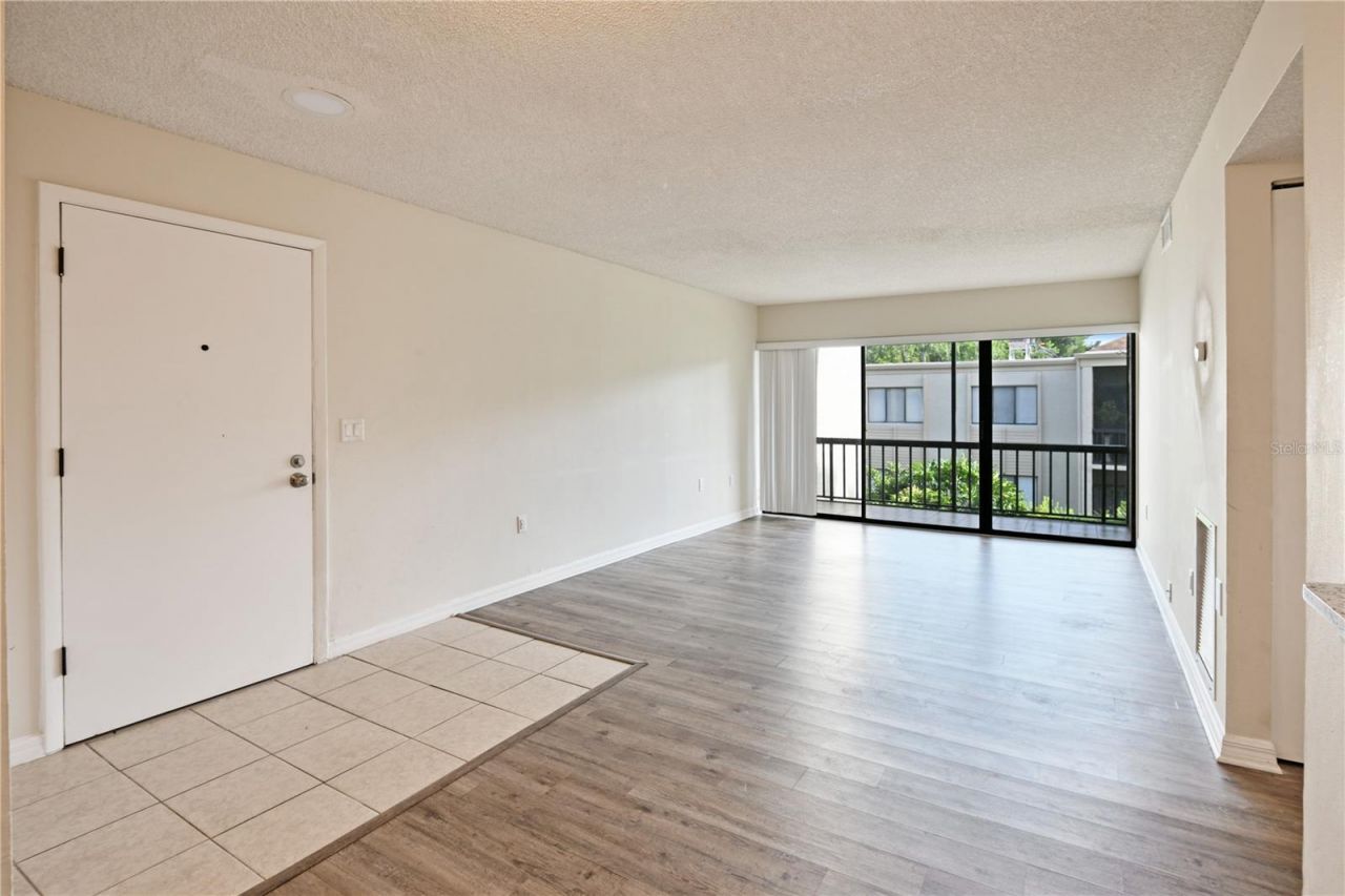 3282 S Semoran Boulevard , Unit 22, Orlando, FL 32822 Photo