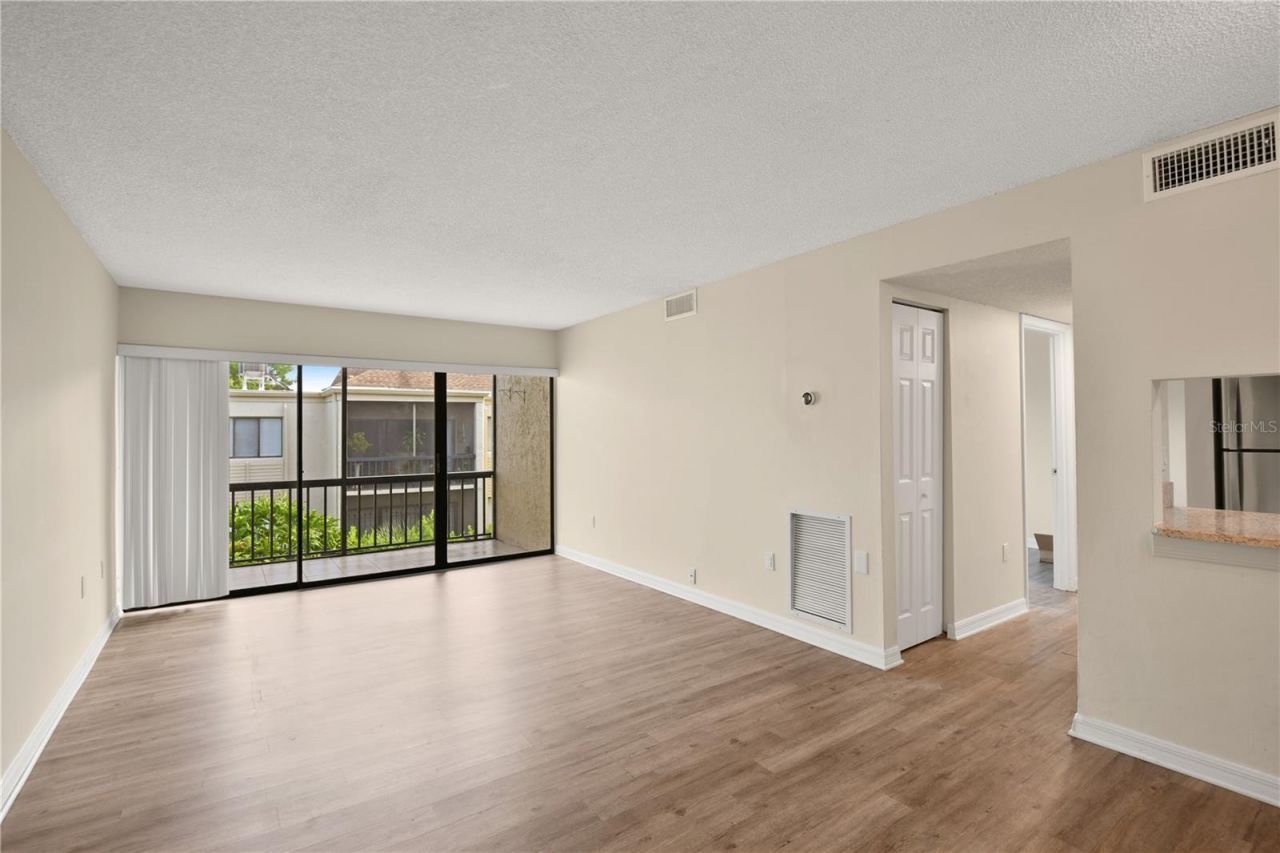 3282 S Semoran Boulevard , Unit 22, Orlando, FL 32822 Photo