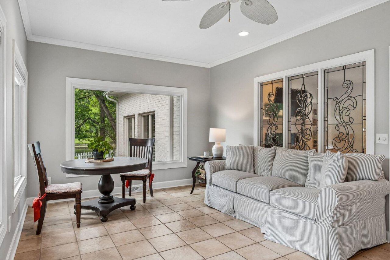 115 Old Postern Road Photo 28