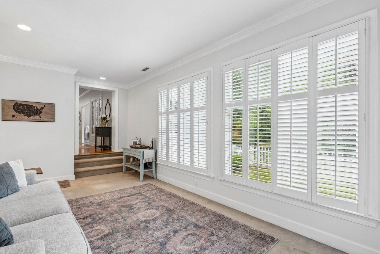 115 Old Postern Road Photo 30