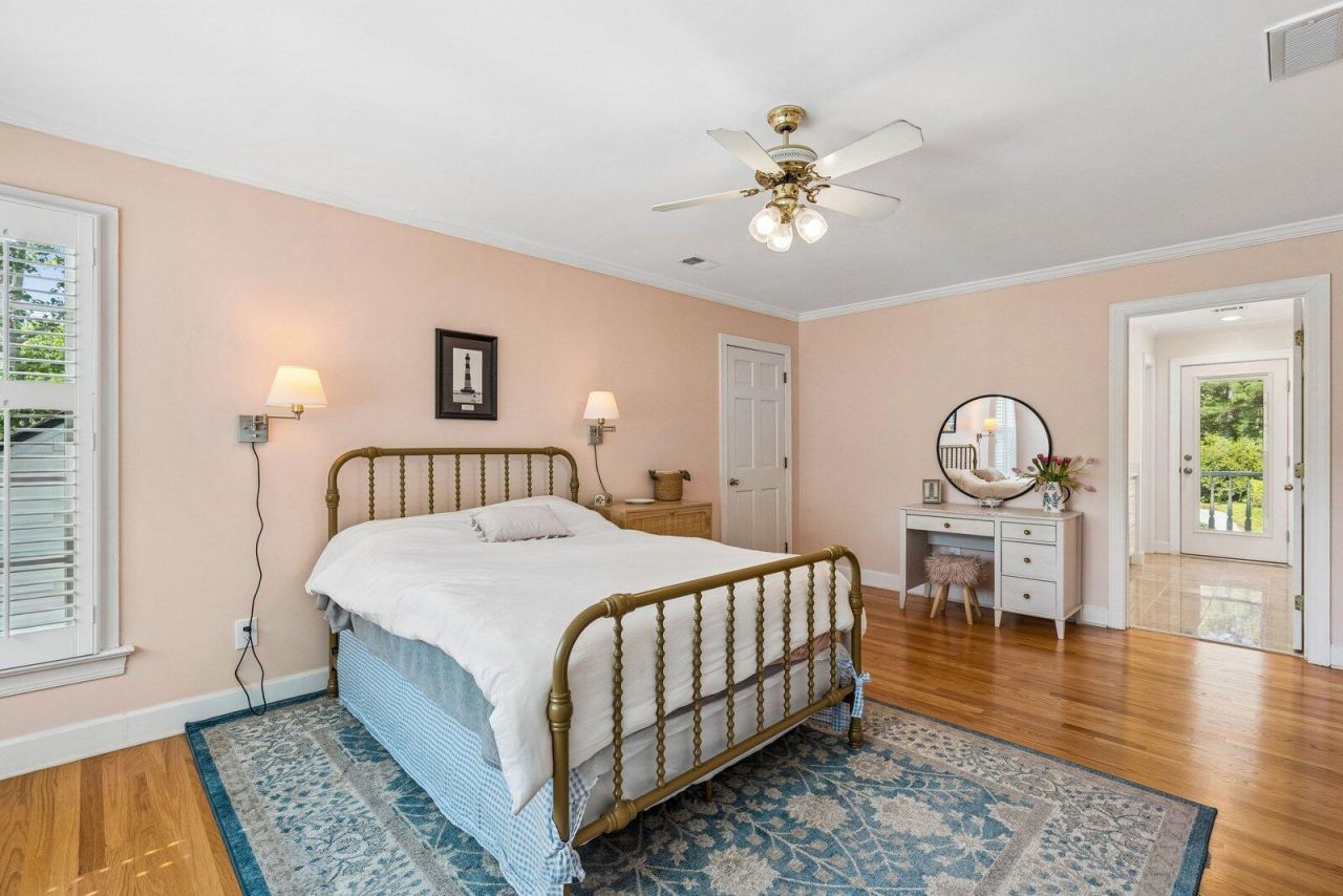 115 Old Postern Road Photo 41