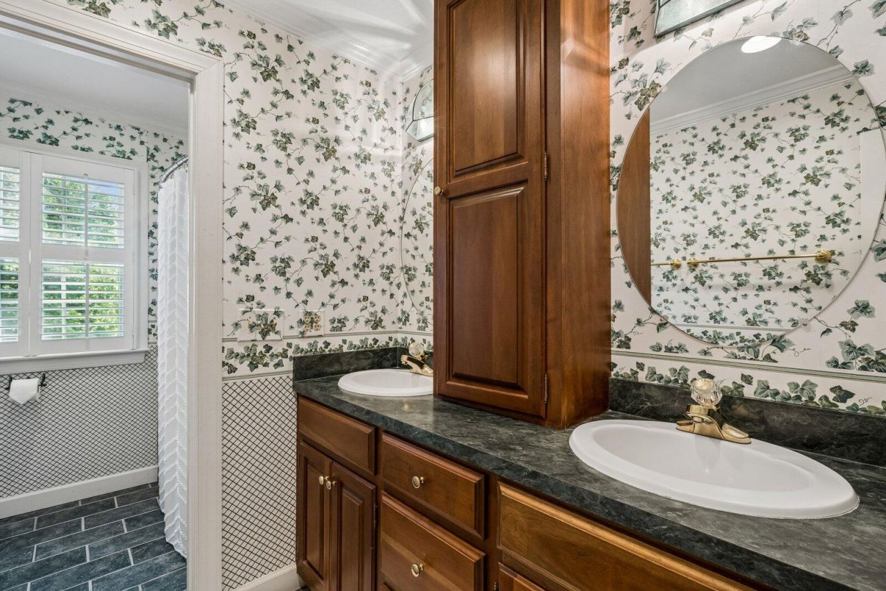 115 Old Postern Road Photo 44