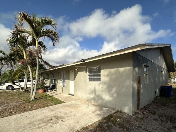 3365 SE Garden Street, Unit 3365, Stuart, FL 34997