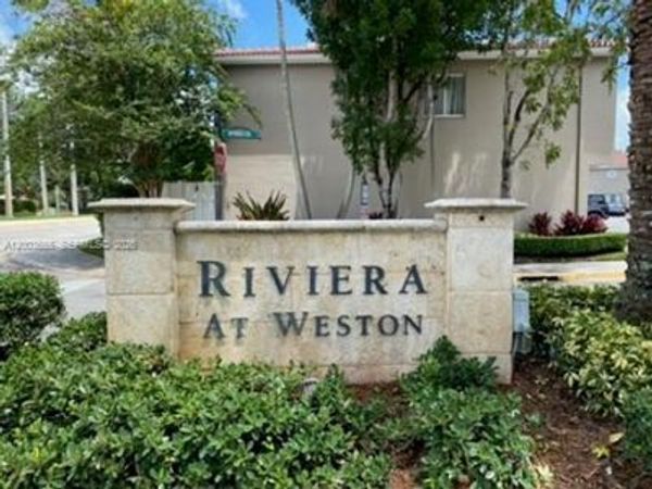 203 Riviera Cir, Unit 203, Weston, FL 33326