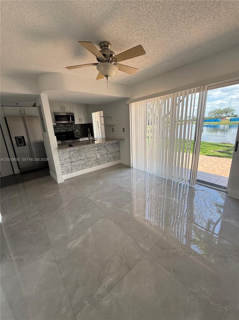 203 Riviera Cir, Unit 203, Weston, FL 33326 Photo