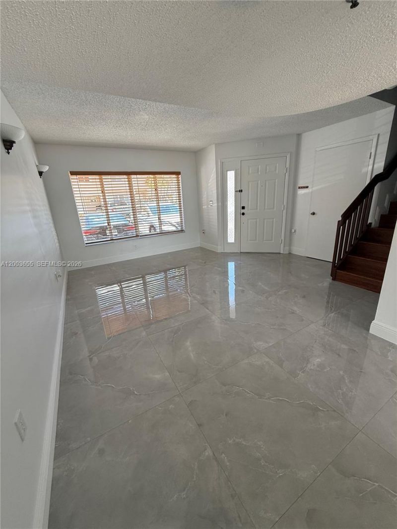 203 Riviera Cir, Unit 203, Weston, FL 33326 Photo