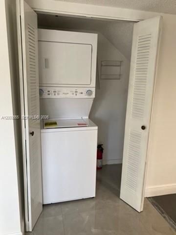 203 Riviera Cir, Unit 203, Weston, FL 33326 Photo