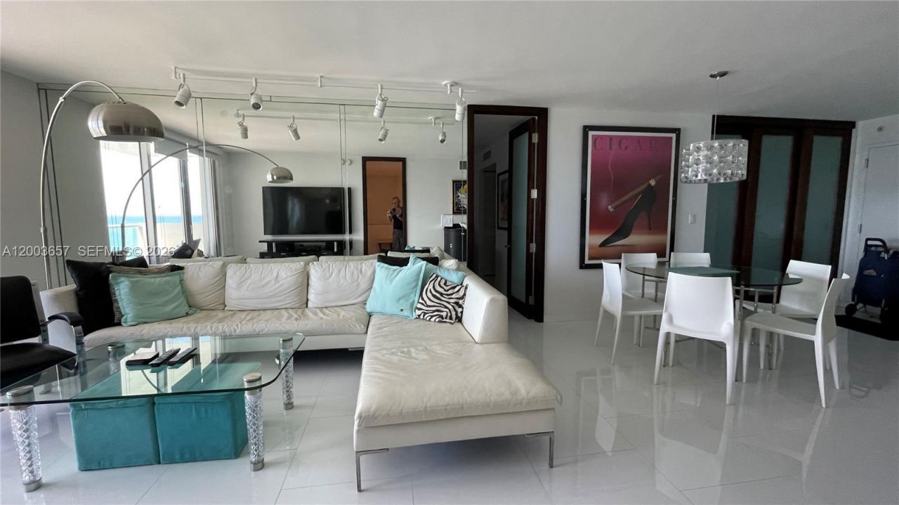 5701 Collins Ave , Unit 1714, Miami Beach, FL 33140 Photo