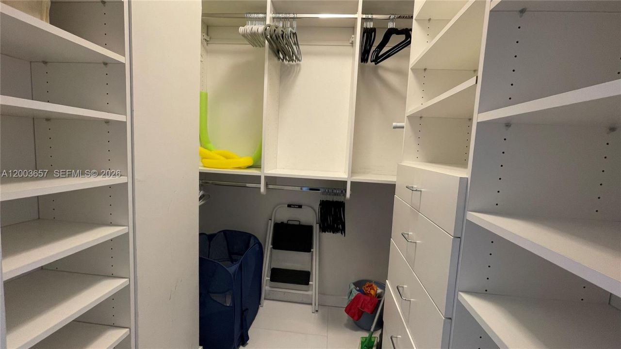 5701 Collins Ave , Unit 1714, Miami Beach, FL 33140 Photo