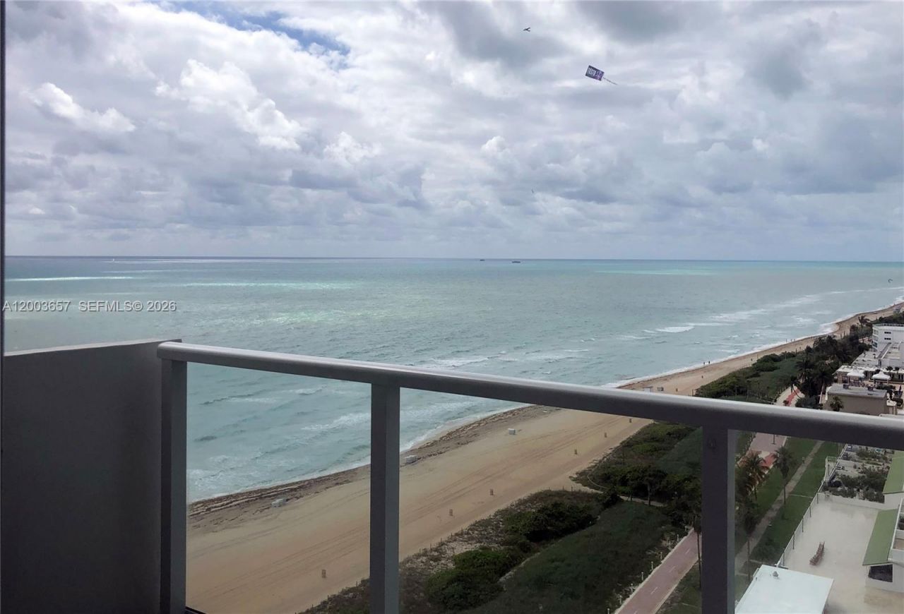 5701 Collins Ave , Unit 1714, Miami Beach, FL 33140 Photo