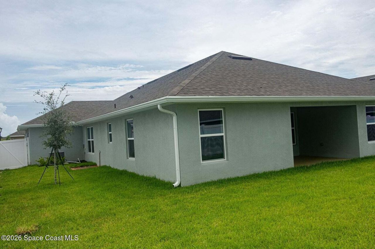 8674 Pavia Street , Fort Pierce, FL 34951 Photo