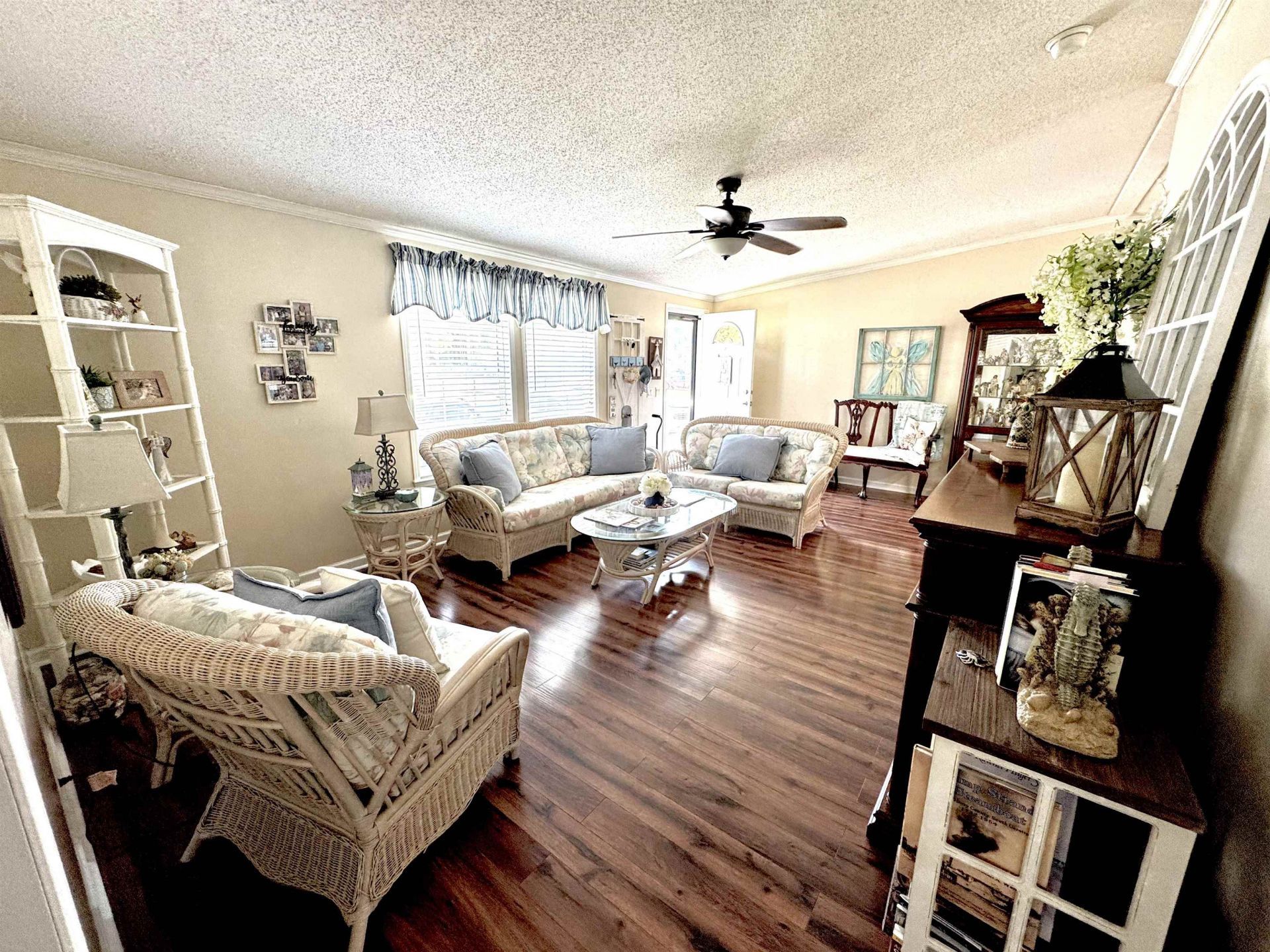 1072 Weslin Creek Dr.  Photo 8