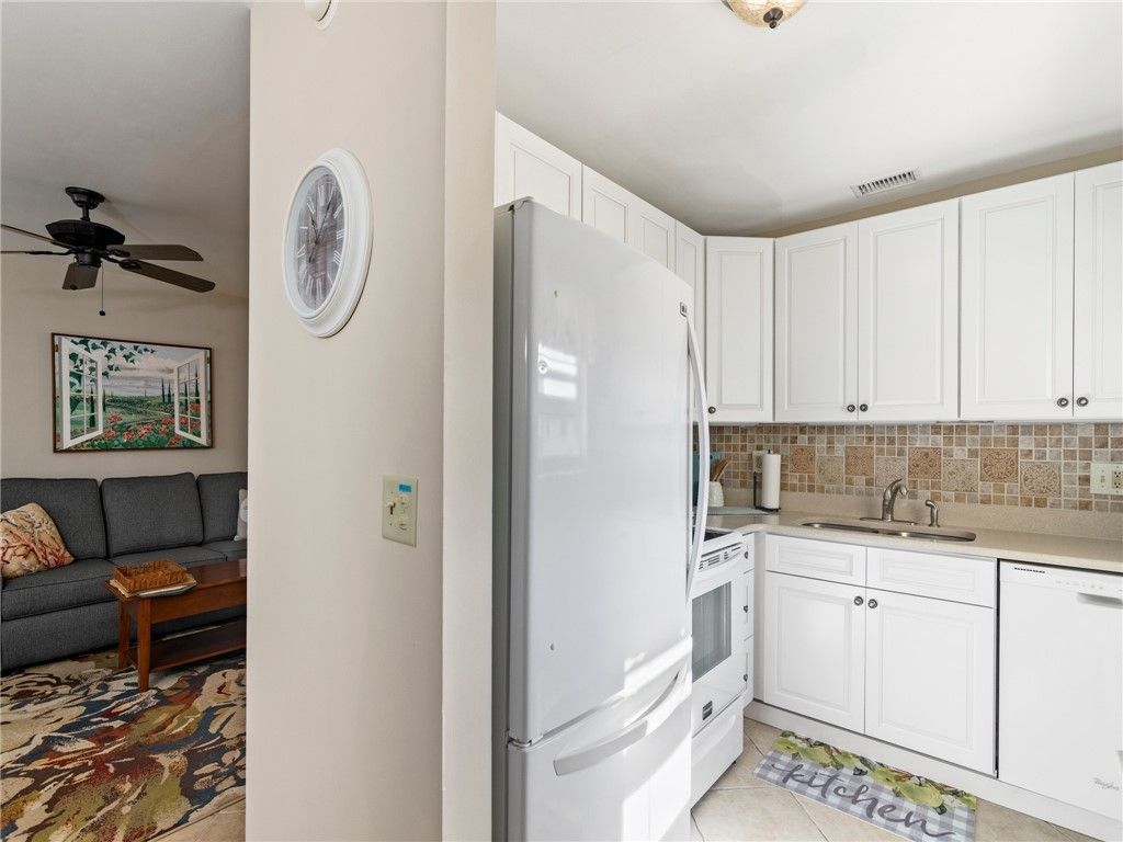 5400 Highway A1a, Unit I24, Indian River Shores, FL 32963 Photo